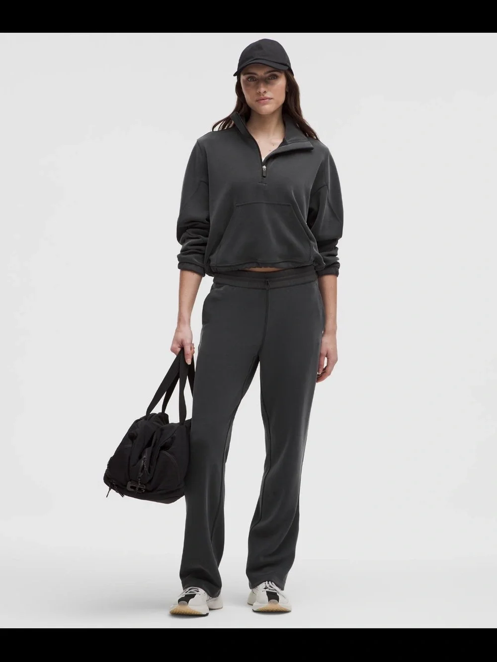 Lululemon Softstreme Pant 4 in “black”
